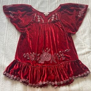 Sundance velvet embroidered blouse